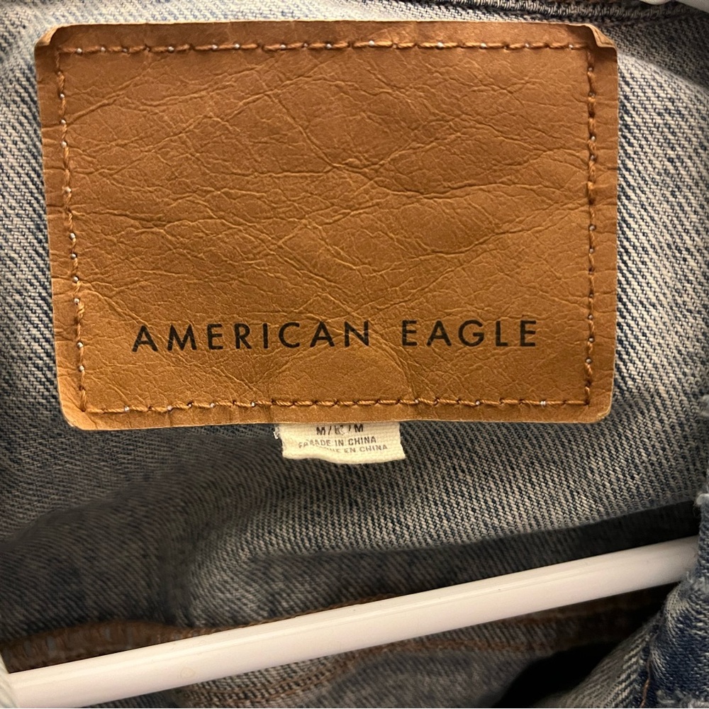 American Eagle Women’s Distressed Jean Jacket - Picture 3 of 7